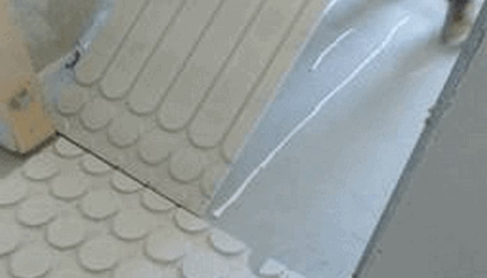 Pannelli radianti in fibrogesso per pavimento radiante a secco - Posa in opera